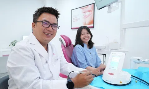 Tạm biệt cười hở lợi với công nghệ laser hiện đại, tìm lại nụ cười tự tin của nữ nhân viên kinh doanh quốc tế