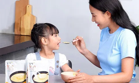 Cháo tươi TH true FOOD mang giải pháp dinh dưỡng tiện lợi cho những bà mẹ bận rộn