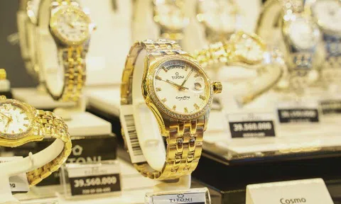 Địa chỉ mua đồng hồ chính hãng có đầy đủ chứng nhận uy tín