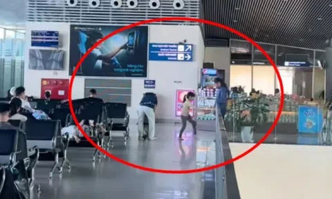 Máy bay delay tại sân bay Thanh Hoá, người dân về quê ăn Tết được dịp xôn xao với cảnh tượng hiếm gặp