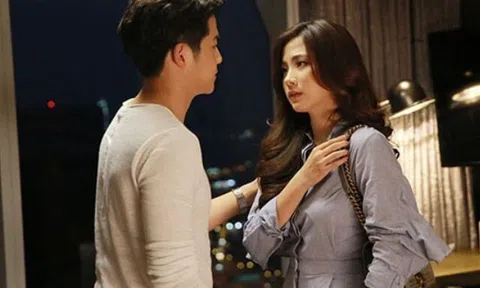 Đến nhà đồng nghiệp ăn lễ 8/3, tôi thất thần khi bị chồng chị kéo vào phòng ngủ