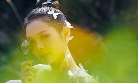 Chủ nhân hit "Tình yêu màu nắng" Đoàn Thúy Trang trở lại, phát hành 9 MV trong 10 ngày