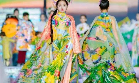 Mẫu nhí Dory Như tỏa sáng trên sàn catwalk tại Lễ hội Áo dài Thành phố Hồ Chí Minh 2025