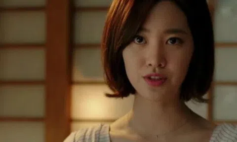 Bảo mẫu lương 10 triệu nghiện mạng xã hội, một lần vào tài khoản của cô ta tôi sốc, đuổi việc gấp