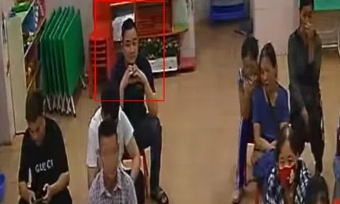 Vợ công khai đoạn video chồng có hành động “thả thính” khi đi họp phụ huynh cho con, cõi mạng bùng nổ bình luận
