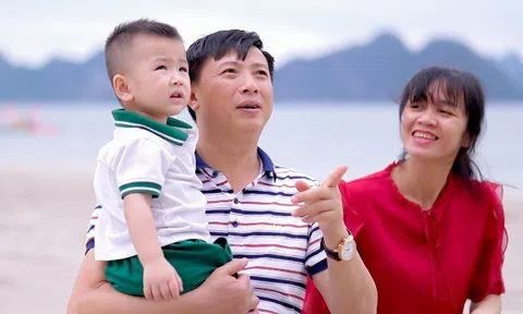 Kỳ tích của người mẹ 21 năm hiếm muộn và “phép màu” khi tóc điểm bạc