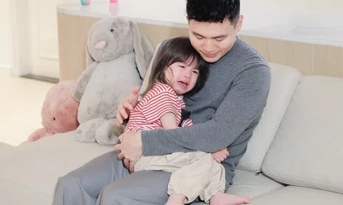 "Mẹ vắng nhà Ba là siêu nhân" tập 10: Bé Pam gặp khủng hoảng tuổi lên 3, khóc dữ dội khi xa mẹ Salim
