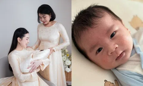 MC Mai Ngọc "trốn con" về nhõng nhẽo nhà ngoại, quý tử 1 tháng tuổi ngày càng thăng hạng nhan sắc
