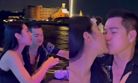 Quang Minh đưa bạn gái kém 37 tuổi đi ăn tối sang chảnh trên du thuyền, công khai "khóa môi" giữa chốn đông người