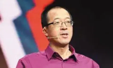 Sang nước ngoài định cư cho con học trường quốc tế, 16 năm sau người cha ân hận khi nhìn lại đứa trẻ