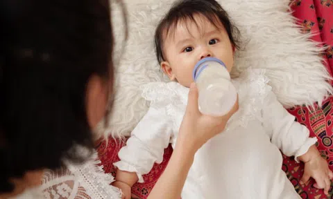 Tất tần tật những băn khoăn của hội bỉm sữa trên MXH về Lactoferrin