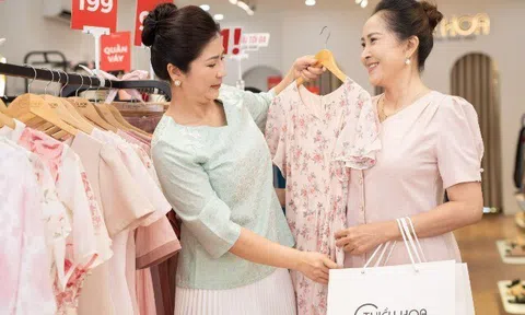 Phụ nữ trung niên thời đại mới: Vượt qua nỗi sợ, tự tin kiếm tiền từ việc làm đẹp