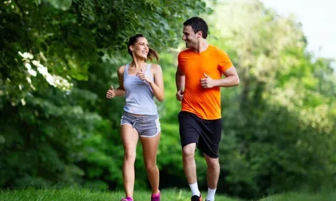 Cách chạy bộ nào giúp "đốt" calo hiệu quả hơn? Chọn đúng bài tập không chỉ giúp giảm cân mà còn tốt cho tim mạch