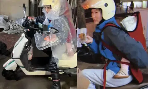 Bức hình chụp nữ tài xế shipper đi giao hàng đêm mưa “gây sốt” cõi mạng, nhìn phía sau lưng nhiều người xót xa
