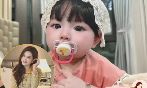 Cựu MC VTV sinh con gái đẹp như “búp bê sống”, nhìn sang diện mạo mẹ nhiều người ngỡ ngàng