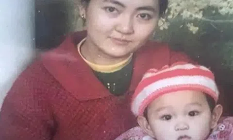 Thấy con của bảo mẫu giống hệt chồng, vợ làm xét nghiệm ADN và kết quả khiến bà khóc hết nước mắt