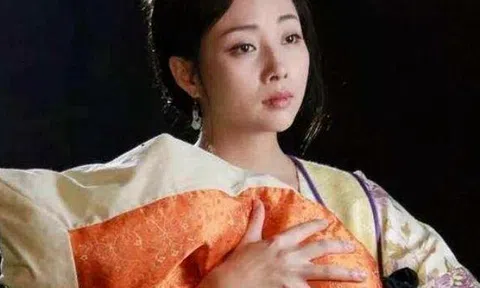 Nỗi khổ của phi tần nhà Thanh khi sinh con cho Vua: Con chào đời đã bị mang đi mất, không chăm con để tránh bị thất sủng