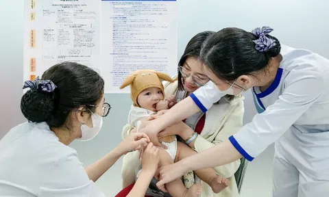 Não mô cầu – Bệnh diễn biến nhanh, đã có vắc xin bảo vệ từ 6 tuần tuổi tại VNVC