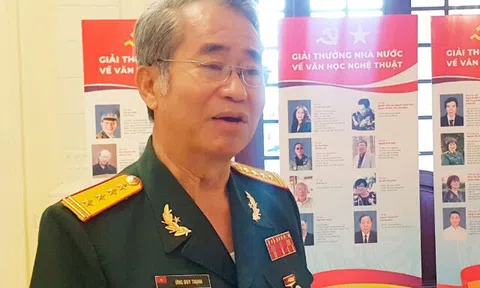 Đại tá quân đội là NSND mang học hàm Phó Giáo sư, sinh con trai là đạo diễn tài ba