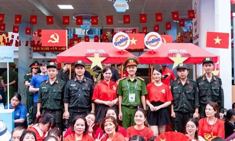 Những khoảnh khắc tiếp sức giúp mọi thế hệ cùng vươn cao tại buổi sơ duyệt diễu binh