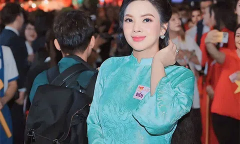 Diễn viên Phương Hạnh xúc động khi góp mặt trong khối Văn hoá – Thể thao tại lễ diễu binh, diễu hành 2/9
