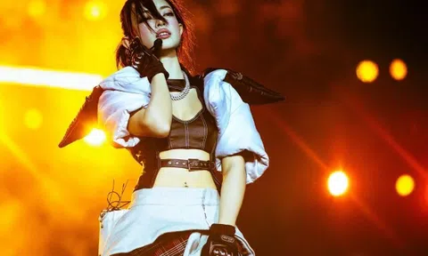 Châu Bùi gây bất ngờ với 7 tiết mục hoành tráng trên sân khấu concert đầu tiên, đánh dấu sự chuyển mình từ hình ảnh fashionista