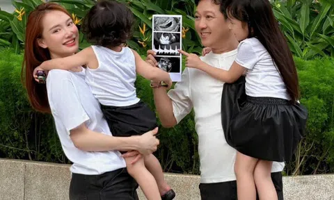 Nhã Phương mang bầu lần 3: Trường Giang khoe ảnh siêu âm của em bé, quý tử 2 tuổi "lên chức" anh trai