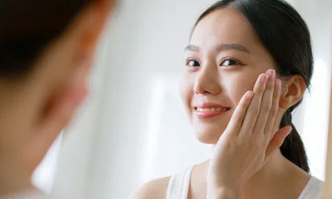 Bác sĩ chia sẻ lợi ích và tác dụng phụ của thuốc tránh thai hàng ngày