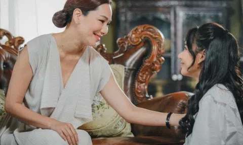 Con dâu đuổi khéo mẹ chồng về quê vì chê bà 8 năm chăm cháu không như ý, mẹ chồng rút ra một thứ khiến cô òa khóc
