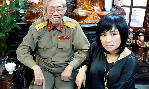 Nhạc sĩ mang hàm Đại tá viên mãn nhờ cưới nữ NSƯT, sinh con gái là diva lại có thêm con rể Thượng úy