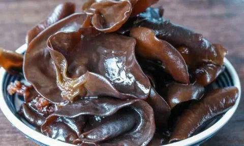 Loại nấm nhìn xấu xí giá lại cực rẻ, chỉ 3 nghìn đồng/lạng nhưng giúp cung cấp sắt cho trẻ nhiều gấp 70 lần thịt bò