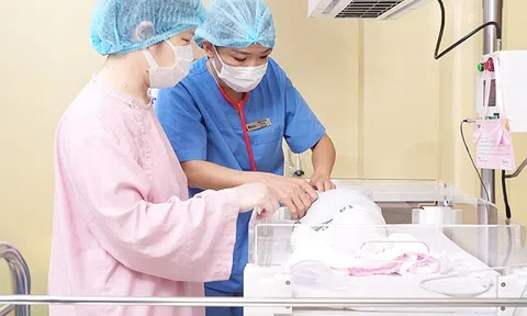 Lần đầu tiên tại Việt Nam, VNVC - Tâm Anh triển khai tiêm kháng thể đơn dòng bảo vệ trẻ khỏi virus hợp bào hô hấp RSV