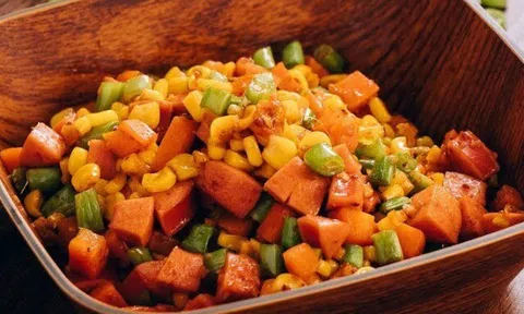 Loại rau ăn sống tốt hơn nhiều khi nấu chín, trẻ ăn nửa bát là đủ nhu cầu vitamin A cho cả ngày