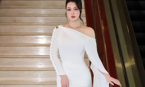 Á hậu Thụy Vân sinh con thứ 2 với đại gia kín tiếng, quý tử đầu lòng 13 tuổi "lên chức" anh trai