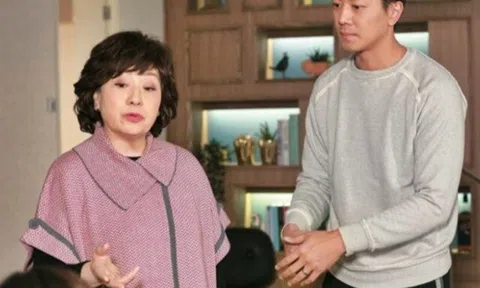 Mang 10 cây vàng tân gia nhà con gái, nghe lén cuộc nói chuyện của con rể, tôi bán vàng, ép con ly hôn