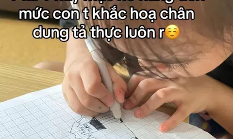 Mẹ hay mặc hở ở nhà, con gái vẽ mẹ thật đến từng chi tiết khiến dân tình cười nghiêng ngả