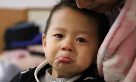 Con 3 tuổi đi học chuyển trường 4 lần, lý do khiến nhiều phụ huynh Việt đồng cảm