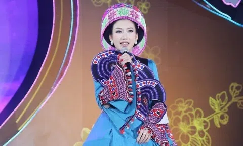 Á hậu Kha Thị Thơ mong trẻ em vùng cao được quan tâm nhiều hơn trong việc đến trường