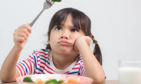 Bổ sung vitamin thế hệ mới giúp con vượt qua tình trạng thiếu vi chất cùng SprinGen