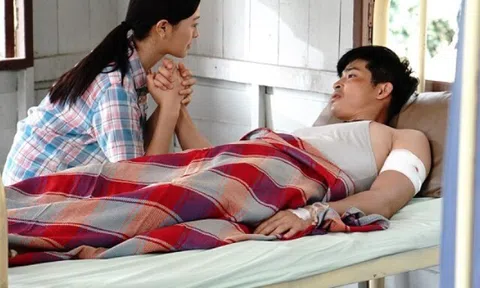 Chị hai bán đất, anh ba bán vàng chạy chữa bệnh ung thư cho em út, 20 năm sau nhận cái kết đẫm lệ