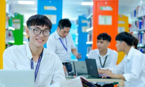 5 ngành học ở Việt Nam "khát" nhân lực trong 5 năm tới, ra trường được các tập đoàn lớn săn đón, mức lương hậu hĩnh