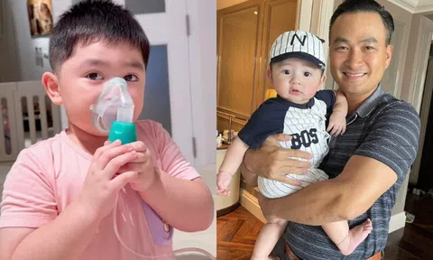 Con trai Chi Bảo bị viêm phế quản vẫn mạnh mẽ tự cầm bình xông mũi, sốt 3 lần/ngày vẫn ngoan không quấy