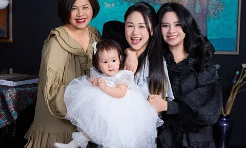 "Công chúa nhỏ" của NSND Thanh Lam sinh nhật 1 tuổi được cả nhà cưng chiều, nhạc sĩ Quốc Trung ở xa vẫn nhắn gửi yêu thương