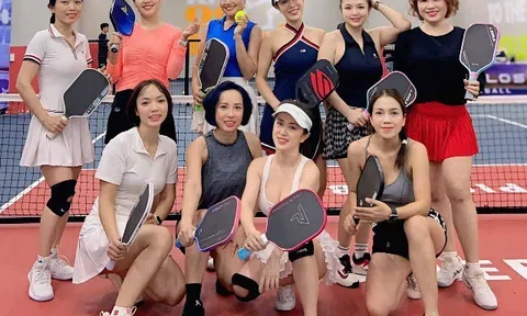 Hội "Chị em hàng xóm" rủ nhau chơi Pickleball, lan tỏa tinh thần "khỏe trẻ đẹp" từ group chat đến sân bóng