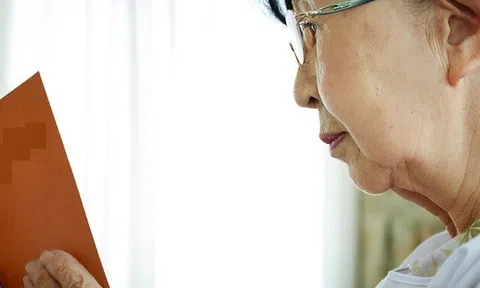 Bỏ 10 tỷ mua nhà cho con, tới lúc tôi mắc bệnh con lại lắc đầu: Cha mẹ thông minh nên chia tài sản thế này!