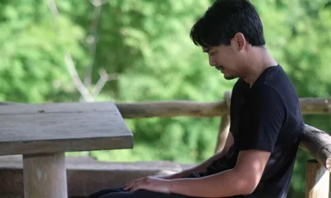 Sau ly hôn vợ cũ không cho tôi gặp con, biết nguyên nhân phía sau tôi suy sụp bật khóc