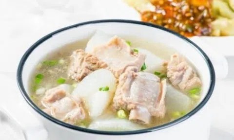 Loại củ bán nhiều ở chợ Việt còn tốt hơn thuốc bổ, là "bảo bối" mùa đông trẻ nhỏ và người lớn đều dùng được