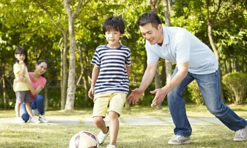 6 thói quen giúp trẻ “bật” đề kháng, tăng miễn dịch mùa lạnh, có một việc chỉ tốn 2 phút nhưng nhiều mẹ bỏ qua