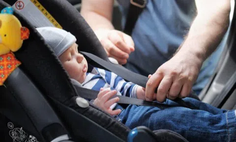 Hướng dẫn chọn vị trí lắp ghế trẻ em trên ô tô an toàn nhất, hạn chế rủi ro khi va chạm