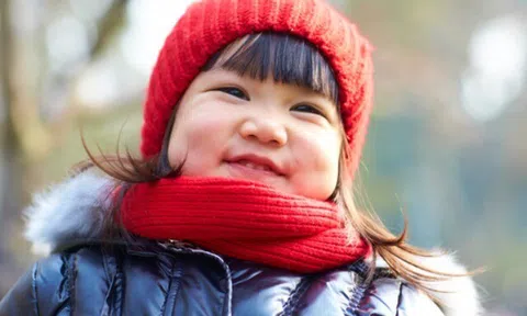 Chuyên gia khuyên mẹ nên làm 3 việc này vào buổi sáng để giúp trẻ ít bệnh vặt suốt mùa lạnh